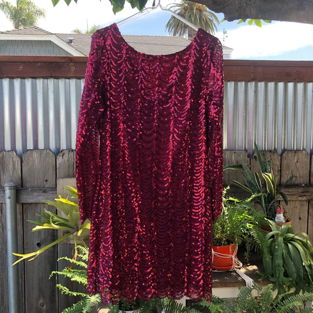 WOW Charlotte Russe Burgundy Sequin Dress 💃🏼